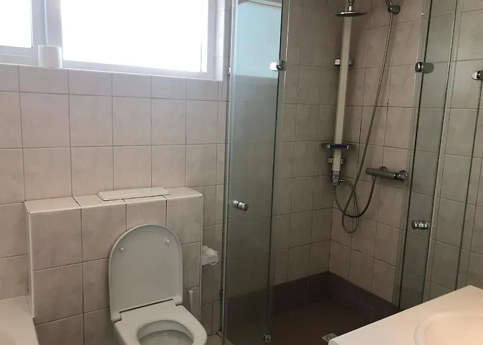 In Near Veluwemeer Chalet Harderwijk